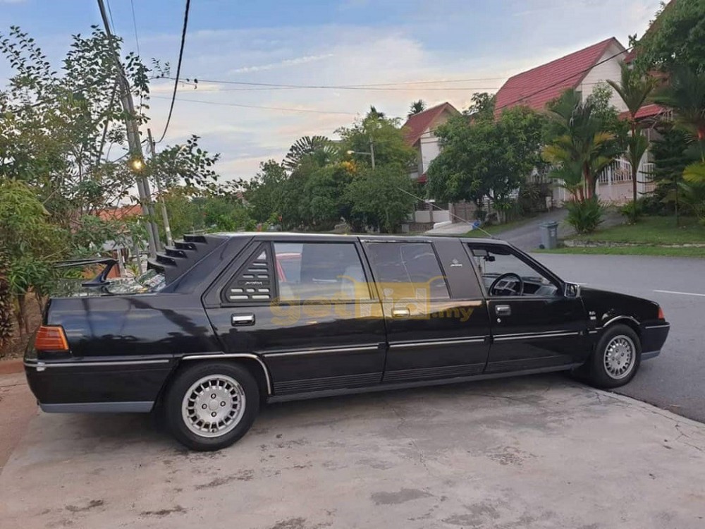 proton limo.jpg