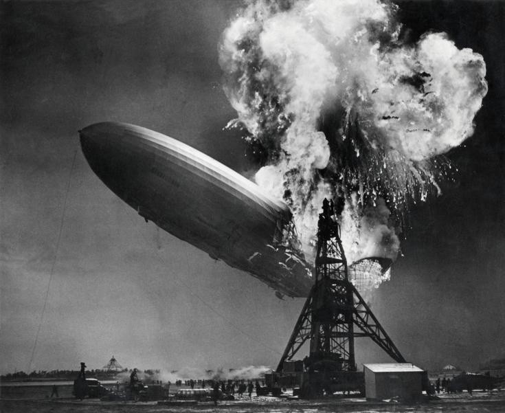 Hindenburg_disaster.jpg.e8f58a28d0082af87d7ffe602da77cfe.jpg