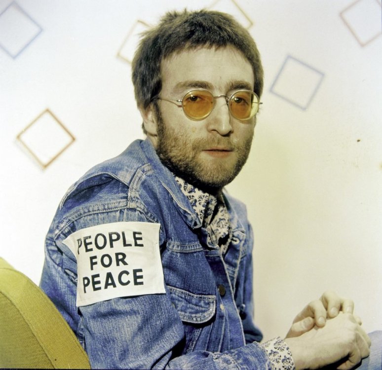 john-lennon-in-front-of-squares-1024x993.jpg