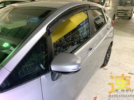 https://www.mycarforum.com/uploads/sgcarstore/data/1/11567768792_0Honda-Fit-2019-Window-Visors-Pic-1.jpg