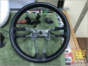 https://www.mycarforum.com/uploads/sgcarstore/data/1/HondaJazzFitGEStockSteeringWheel_94347_1.jpg