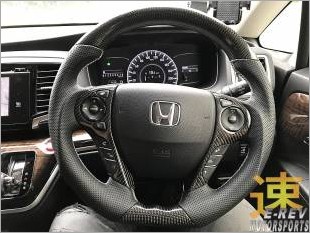 https://www.mycarforum.com/uploads/sgcarstore/data/1/HondaOdysseyRC1CarbonFibreSteeringWheel_88601_1.jpg