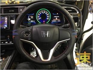 https://www.mycarforum.com/uploads/sgcarstore/data/1/HondaShuttleSteeringAudioControl_4883_1.jpg