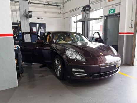 https://www.mycarforum.com/uploads/sgcarstore/data/10/10_1606893080_1Porsche-Cayenne-Panamera-V6.jpg