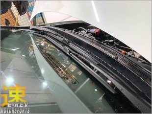 https://www.mycarforum.com/uploads/sgcarstore/data/10/HondaCivicFDCrystalFramelessSiliconeWipers_76285_1.jpg