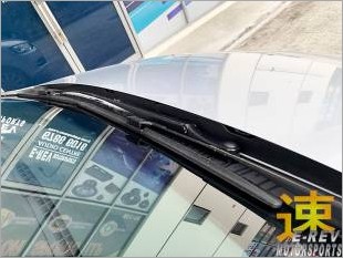 https://www.mycarforum.com/uploads/sgcarstore/data/10/VolkswagenSharanCrystalFramelessSiliconeWiperPic1_75371_1.jpg