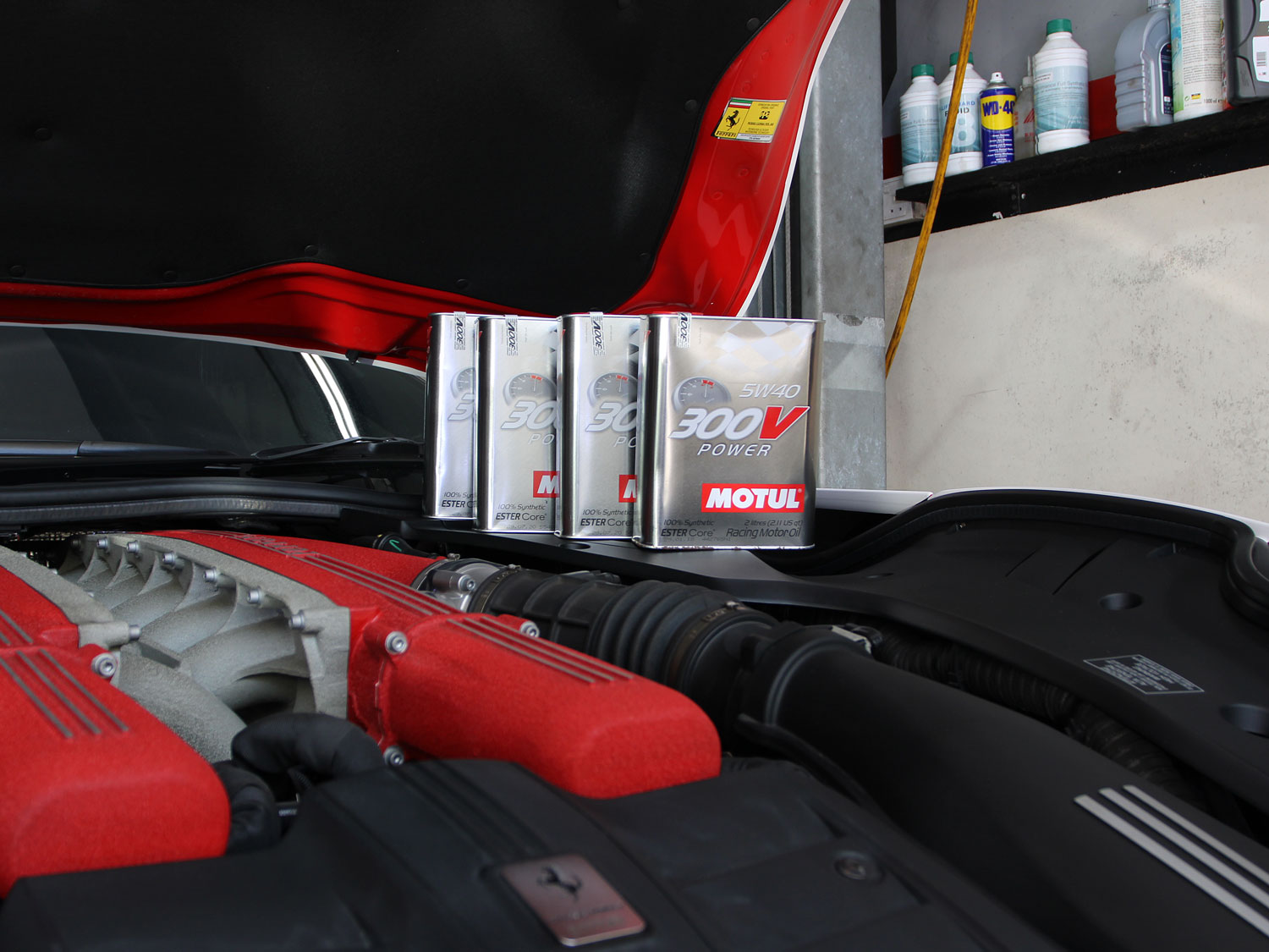 Motul 300V 4L Vehicle Servicing Package (For Supercars)