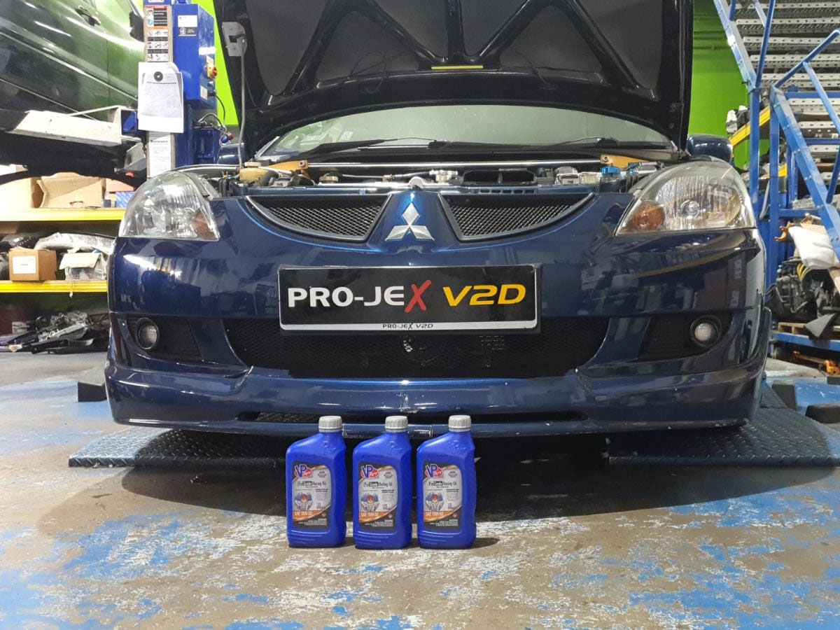 VP Racing Fuels Pro Grade Series 4 In 1 Vehicle Servicing Package