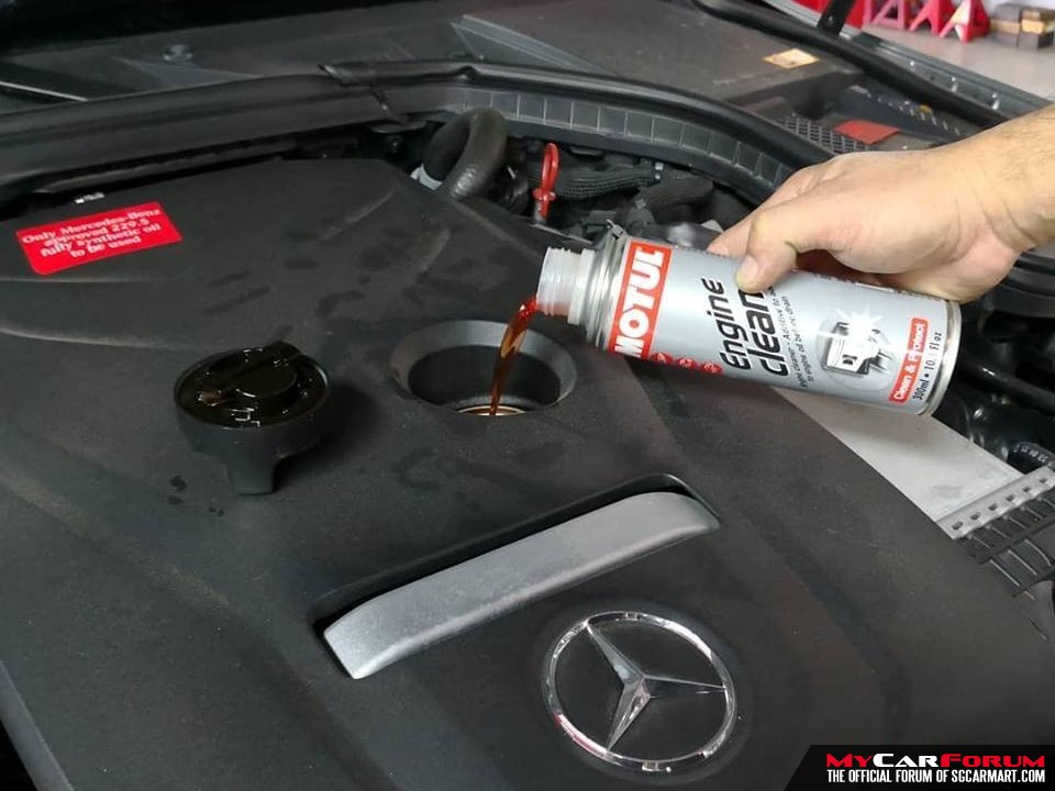 Motul Engine Clean Auto - 300ml