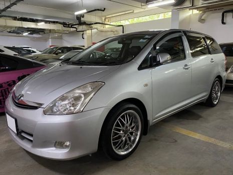 https://www.mycarforum.com/uploads/sgcarstore/data/11/11_1649217165_0Toyota-Wish-1.jpg