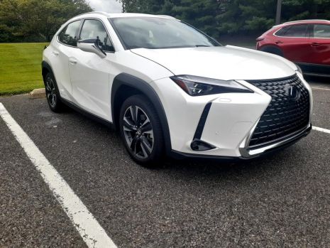 https://www.mycarforum.com/uploads/sgcarstore/data/11/11_1659434766_0brand_new_lexus_ux250h_1657106904_8f87193e_progressive.jpg