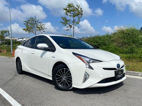 https://www.mycarforum.com/uploads/sgcarstore/data/11/11_1679470305_0Prius-hybird-1.jpg