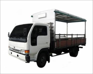 https://www.mycarforum.com/uploads/sgcarstore/data/11/Nissan14ftlorry_1.jpg