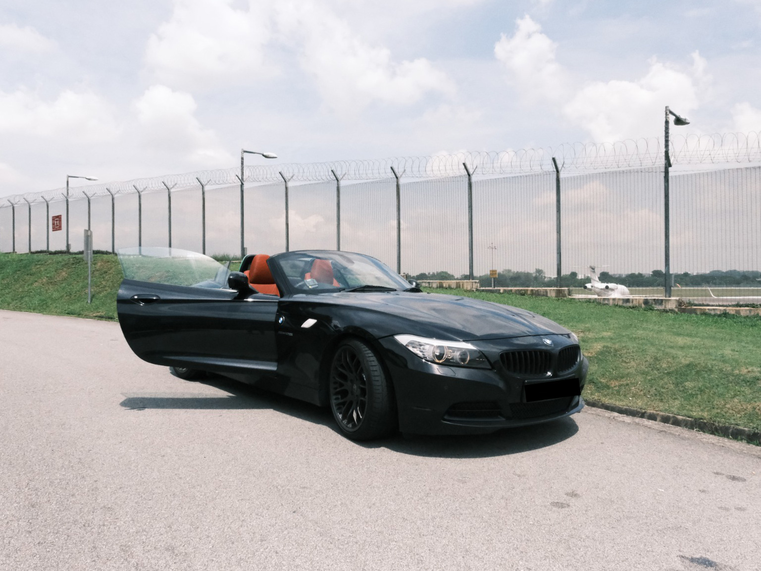 BMW Z Series Z4 (Wedding Car Rental)