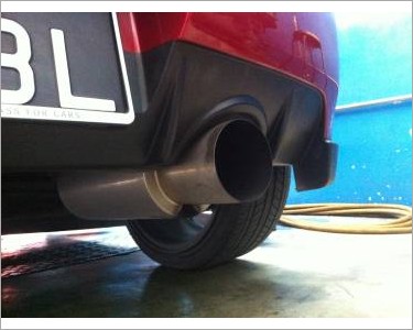 https://www.mycarforum.com/uploads/sgcarstore/data/2/Exhaust2.JPG