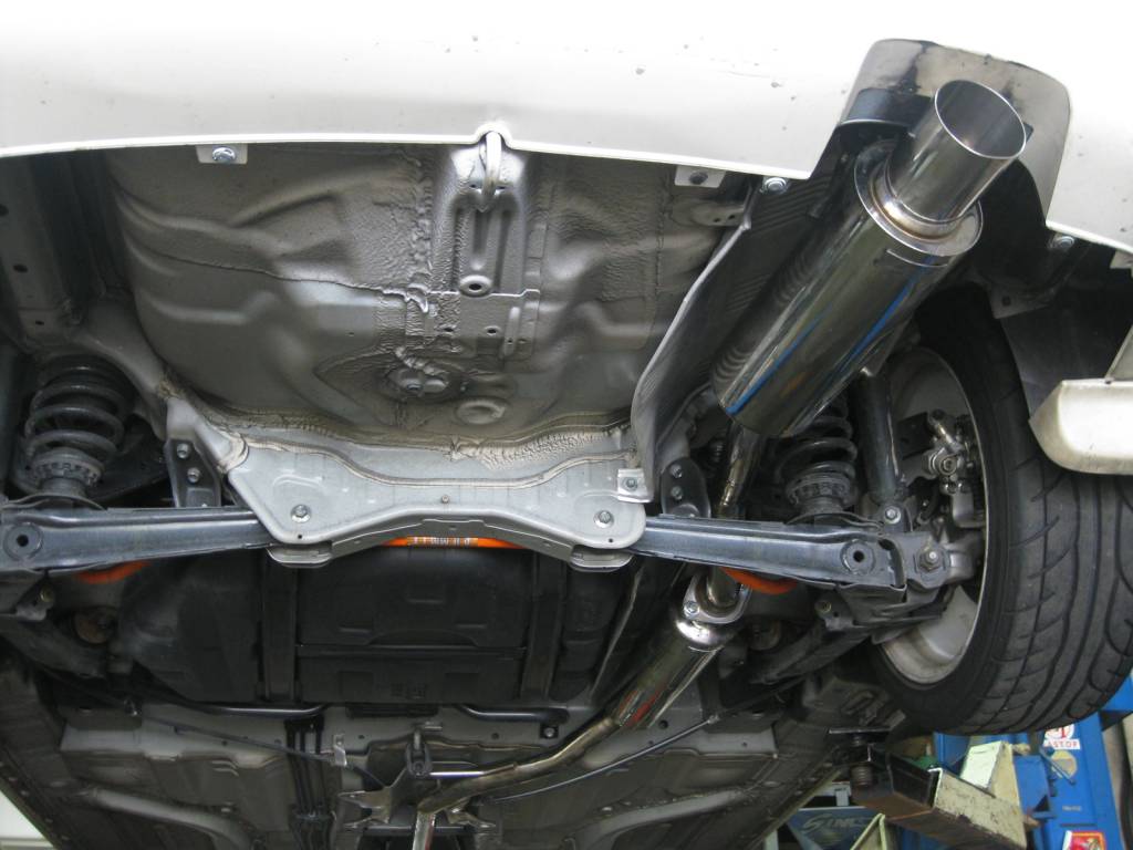 Drift Racing Honda Civic Exhaust System