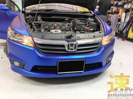 https://www.mycarforum.com/uploads/sgcarstore/data/3/31570449050_0Honda-Stream-Blue-Fog-Light.jpg