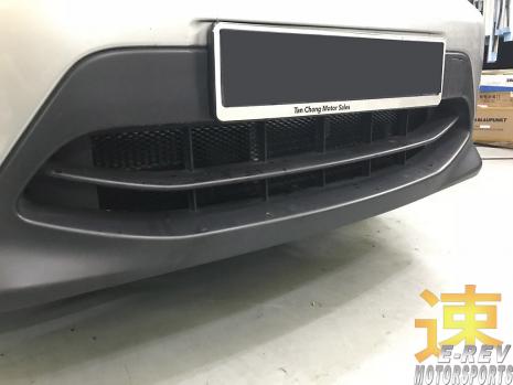 31572922353_0Nissan-Qashqai-Customised-Wire-Mesh-Installation.jpg