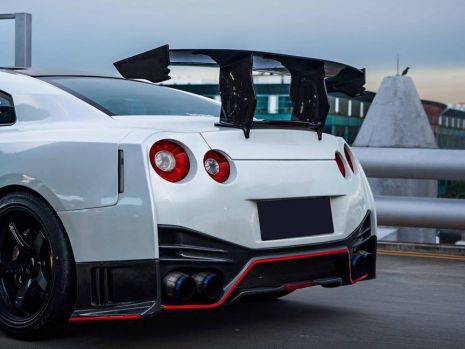 https://www.mycarforum.com/uploads/sgcarstore/data/3/3_1668767297_2nissan_gtr35_glossy_pearl_white_3.jpg