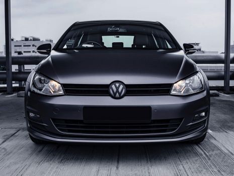 https://www.mycarforum.com/uploads/sgcarstore/data/3/3_1670897558_1v2_golf_mk7_3m_satin_dark_grey_2.jpg