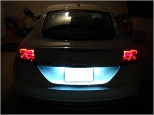 https://www.mycarforum.com/uploads/sgcarstore/data/3/audi_tt_licence_light1.jpg