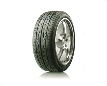 https://www.mycarforum.com/uploads/sgcarstore/data/4/LS2000_Tyre1.jpg