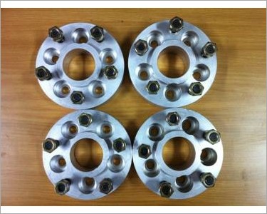 https://www.mycarforum.com/uploads/sgcarstore/data/4/Wheel_Spacers_11.JPG