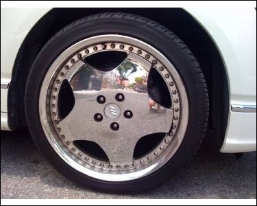 https://www.mycarforum.com/uploads/sgcarstore/data/4/Wheel_take_11.JPG