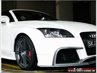 https://www.mycarforum.com/uploads/sgcarstore/data/4/authentic_audi_ttrs_19_inch_rims_in_gun_metal_1442291806_4891a6d1_1_1.jpg