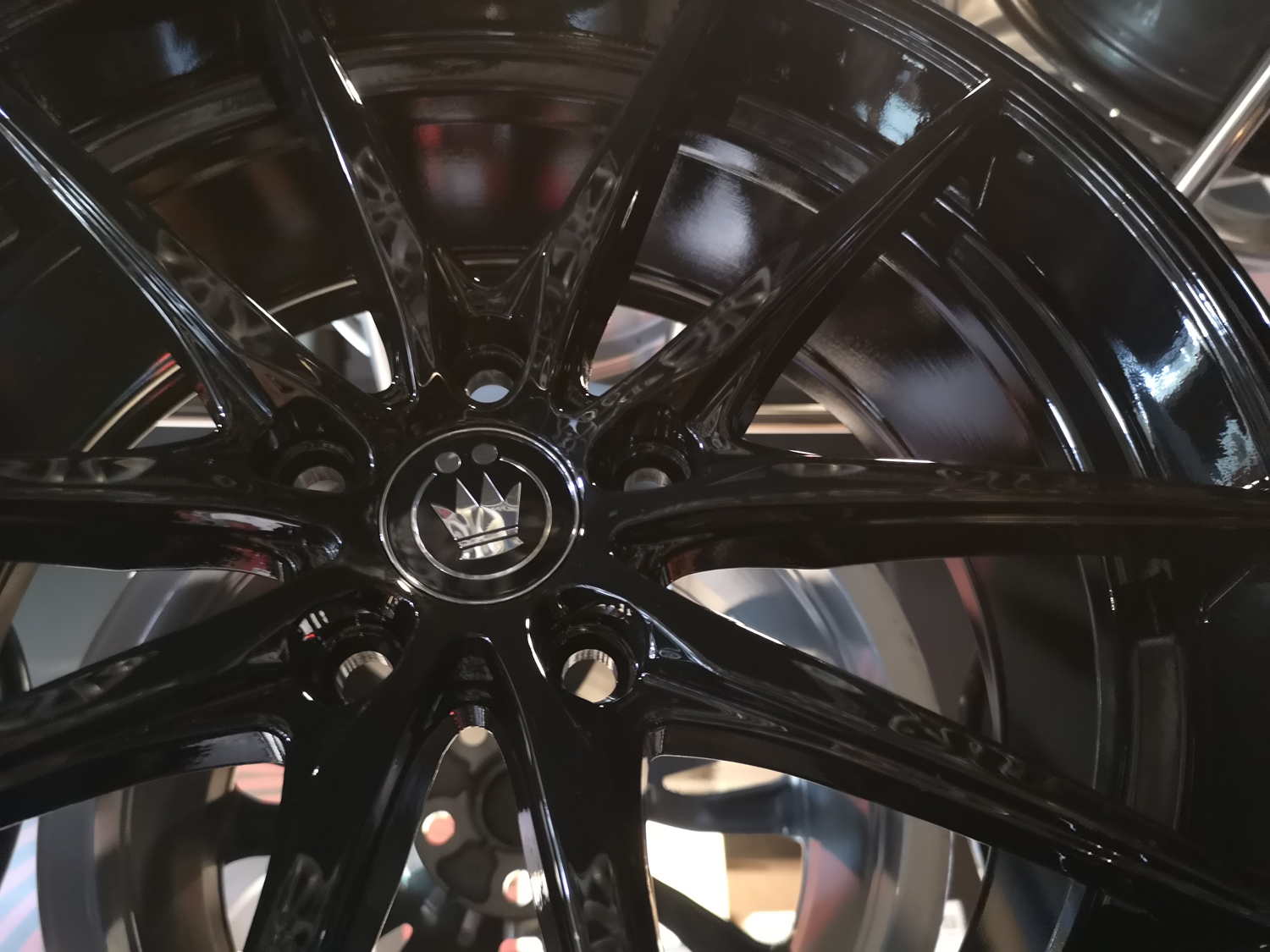 Konig Oversteer Gloss Black 18