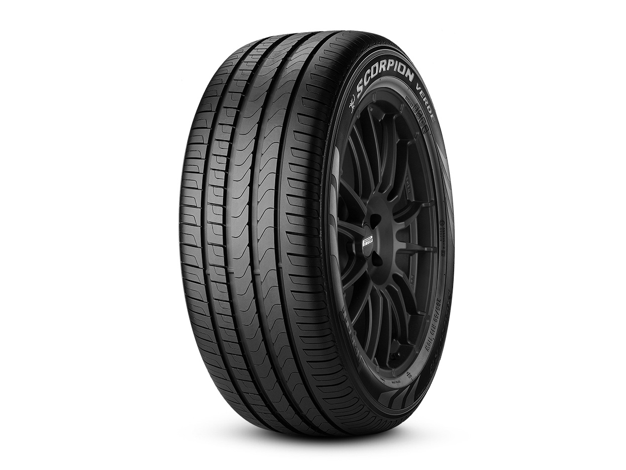 Dunlop / Goodyear / Pirelli 275/40/R21 Tyre