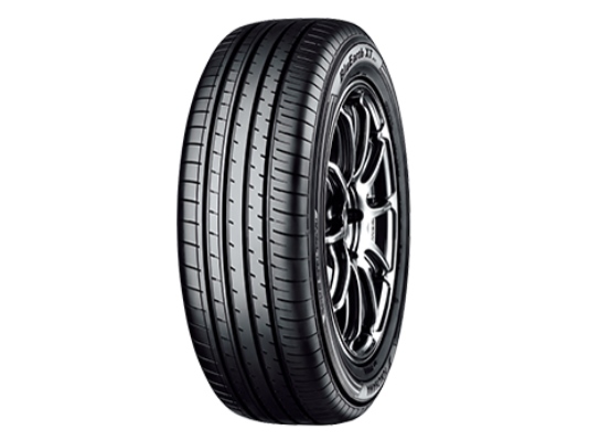 Continental / Hankook / Michelin / Pirelli / Tourador / Yokohama 215/65/R17 Tyre