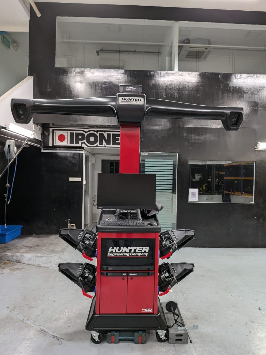 Computerized Wheels Alignment Service