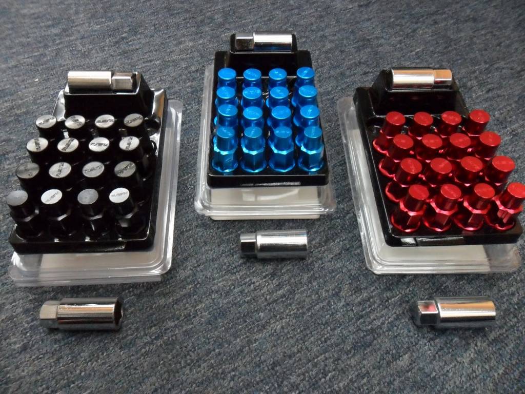 Rays Dura-Nuts (Duralumin Wheel / Lug Nuts)