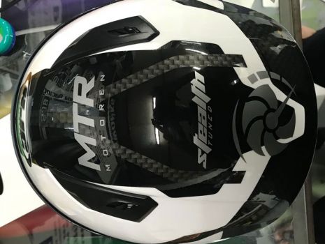 https://www.mycarforum.com/uploads/sgcarstore/data/8/8_1669371489_1custom_decal_for_your_helmet_2.jpg