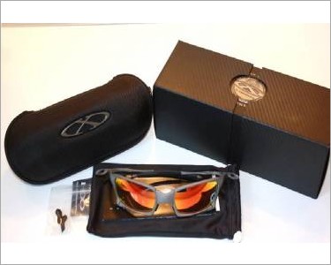 https://www.mycarforum.com/uploads/sgcarstore/data/8/Oakley_X-Squared_Ruby1.jpg